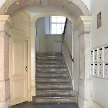 Bh4e Spacious 3-bedroom With Natural Light & Stunning Views In Bairro Alto! Lisboa