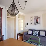 Bh4e Spacious 3-bedroom With Natural Light & Stunning Views In Bairro Alto! * Lisboa