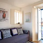 Bh4e Spacious 3-bedroom With Natural Light & Stunning Views In Bairro Alto! Appartement