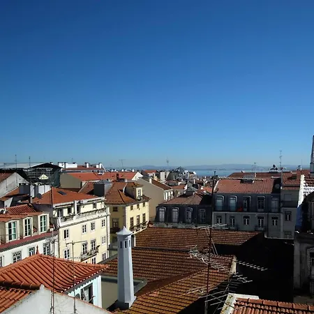 公寓 Bh4e Spacious 3-bedroom With Natural Light & Stunning Views In Bairro Alto! Lisboa